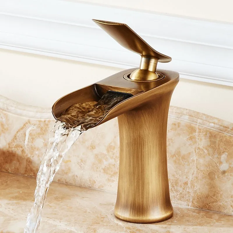 Fapully короткий стиль Однорычажный Водопад смеситель для ванной комнаты латунный