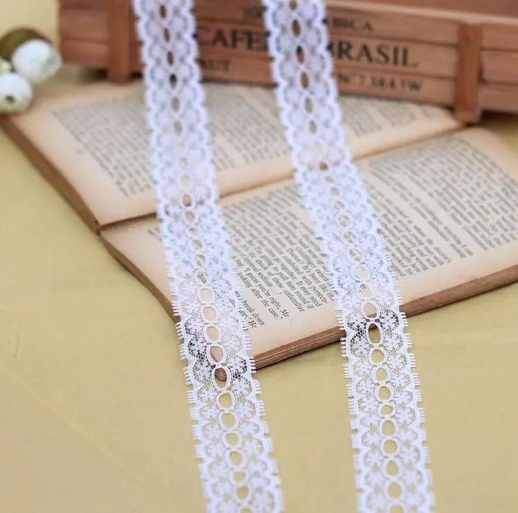 Hot Sale 30Meters/lot Polyester Lace Ribbon White Crocheted Trim Novelty Design Embroidered Free Shipping | Дом и сад