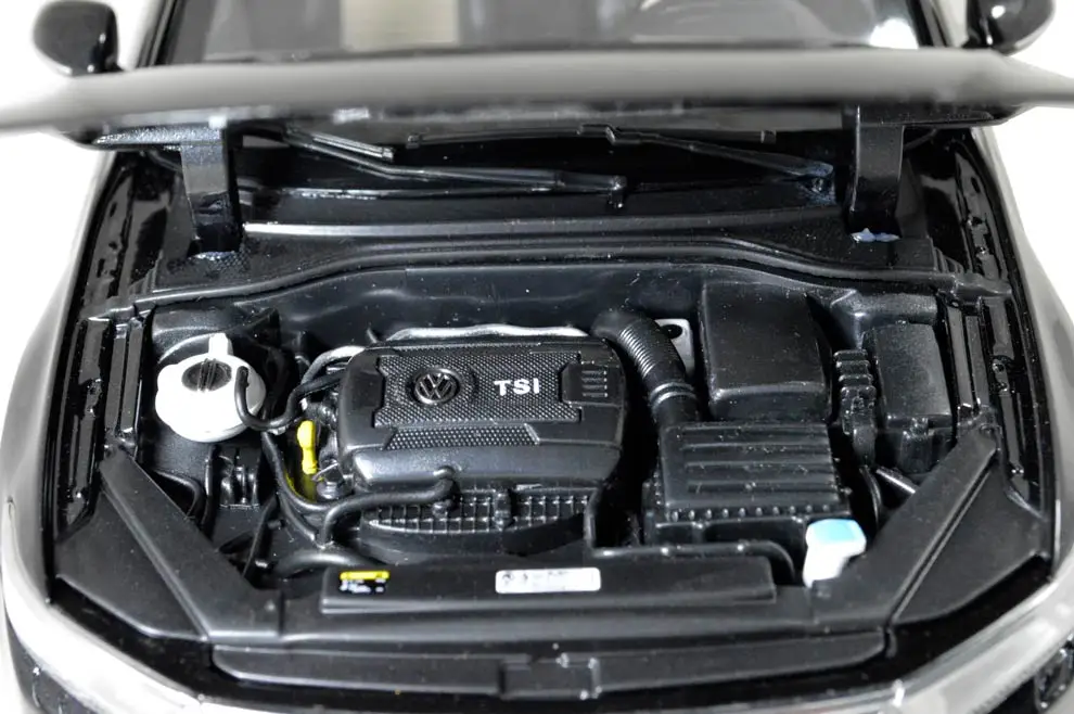 1/18 1:18 Масштаб VW Magotan (Passat B8) 2017 черный статического миниатюрный литья под