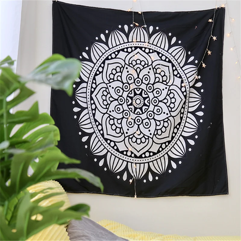 

Black and White Bohemian Mandala Tapestry Microfiber Fabric Mandala Wall Hanging Decoration 2 Sizes Home Boho Decor Drop Ship