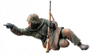 Набор из смолы 1:35, ползучий солдат 310