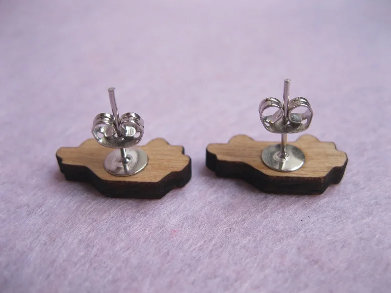 Серьги-гвоздики в виде маленьких автомобилей милые деревянные серьги-гвоздики с