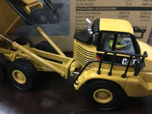 Caterpillar Cat 725 шарнирный грузовик масштаб 1/50 металлическая модель от бренд DieCast Masters