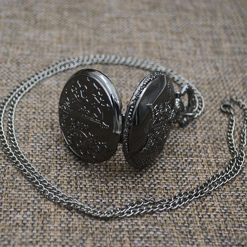 

Wholesale Fashion Kuroshitsuji Black Butler Quartz Pocket Watch Pendant Necklace Women Analog Men Fob Watches Gift Retro Roman