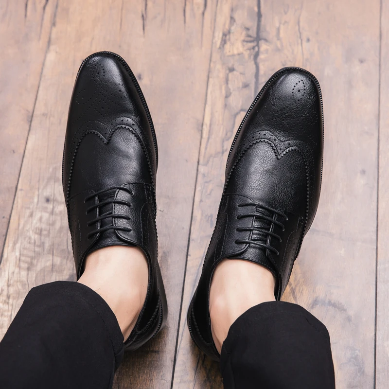

2019 new style fashion men's shoes casual leather male classic brown black lace up shoe man big size 38-47 brogue shoes for men