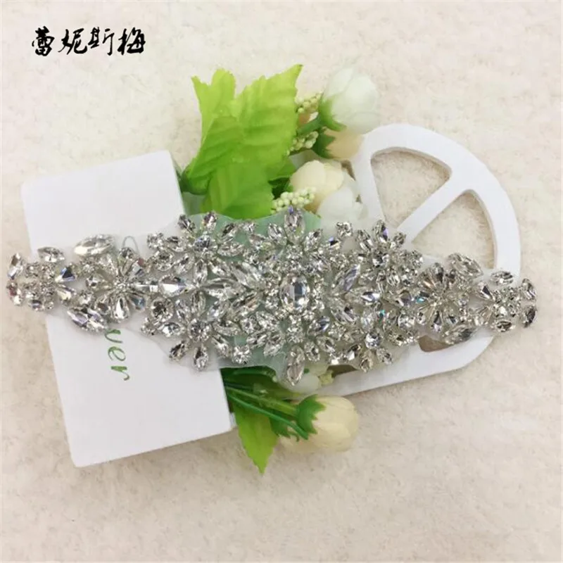1Pc Bling Handmade Iron On Crystal Clear Rhinestone Applique for Wedding Ornaments Waist Baby Girl Hair Accessories RT097 | Дом и сад