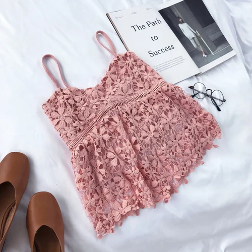 Pink Летние женские короткие топы белого, розового, черного цвета, новые корейские модные сексуальные кружевные топы с цветами, с вырезами, на бретельках, женские майки - Цвет: Pink