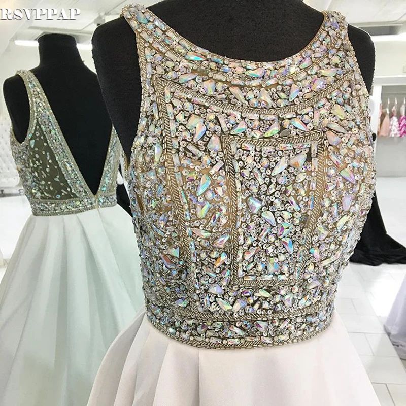 

Long Evening Dress 2020 Stunning Scoop Neckline Beaded Crystals Floor Length Backless Satin White Women Formal Dress