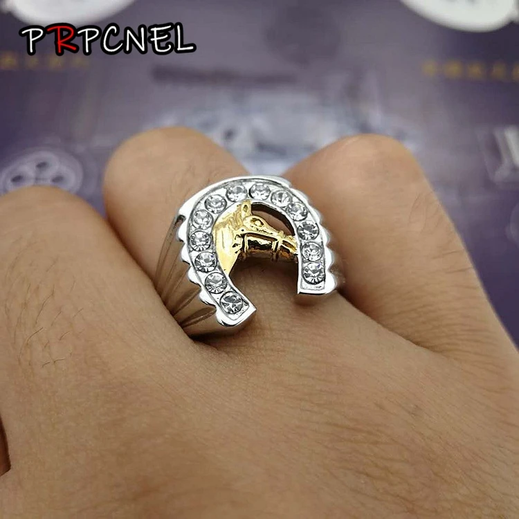 Micro Pave Золото Цвет циркон Iced Out Bling лошадь кольцо IP заполнены Титан Нержавеющая