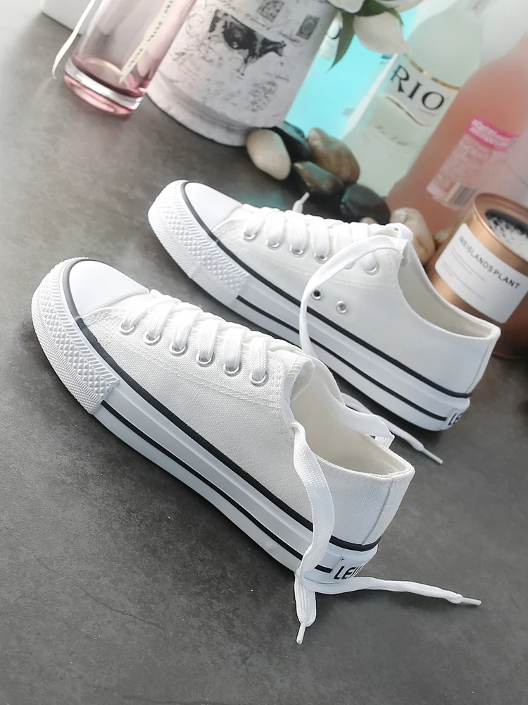 Новинка года маленькие белые парусиновые женские туфли весенне-весенние на