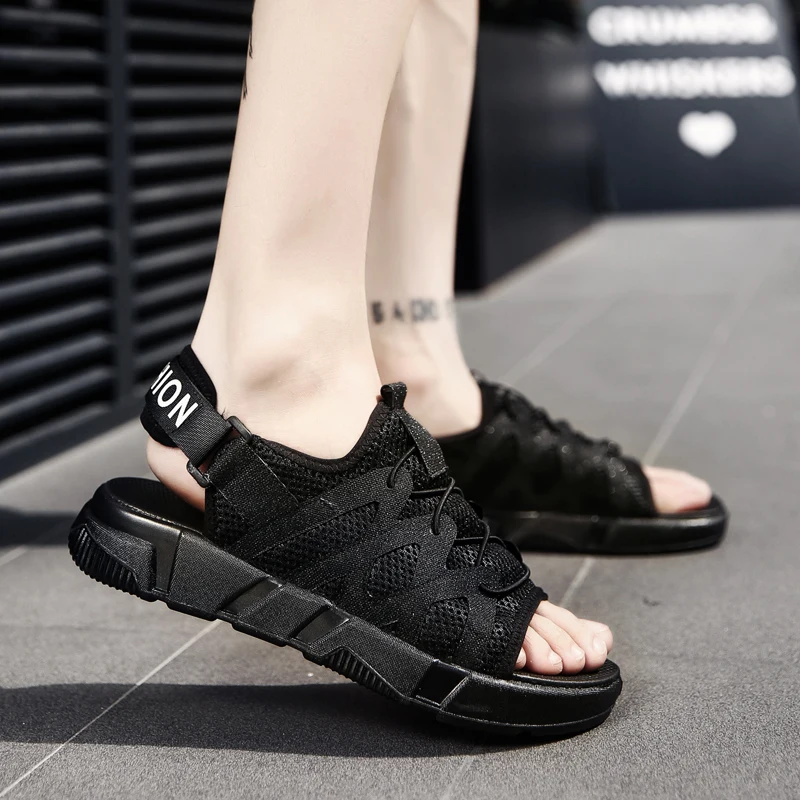 

Men Sandals Size 39-45 Breathable Summer Beach Casual Shoes for Mens Sandalias 2018 Leisure Fashion Men's Shoes Sandales Homme