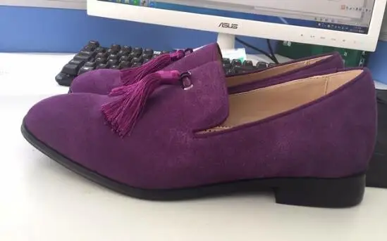 Purple Lonelinecc/Роскошные замшевые тапочки; мужские лоферы с кисточками; велюровые мужские туфли без шнуровки на плоской подошве для вечеринки и свадьбы; Мужские модельные туфли - Цвет: Purple