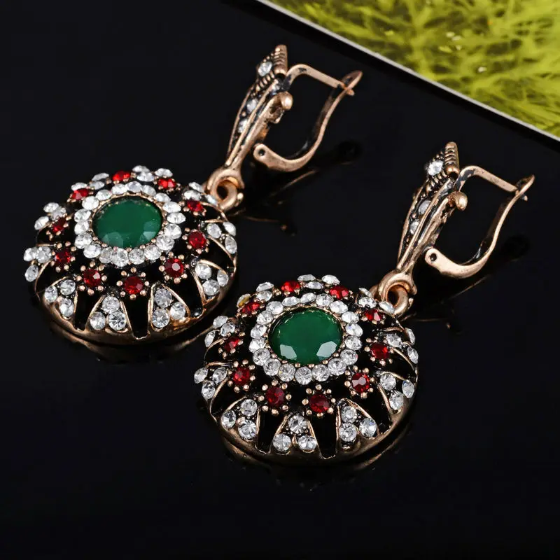 Серьги женские круглые бронзовые золотые с австрийскими красными кристаллами и