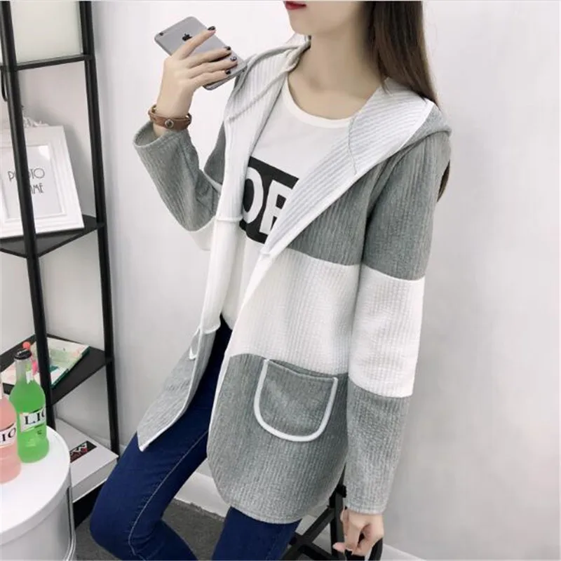 Новинка 2017 Женское пальто с длинным рукавом и капюшоном Женская весенне осенняя