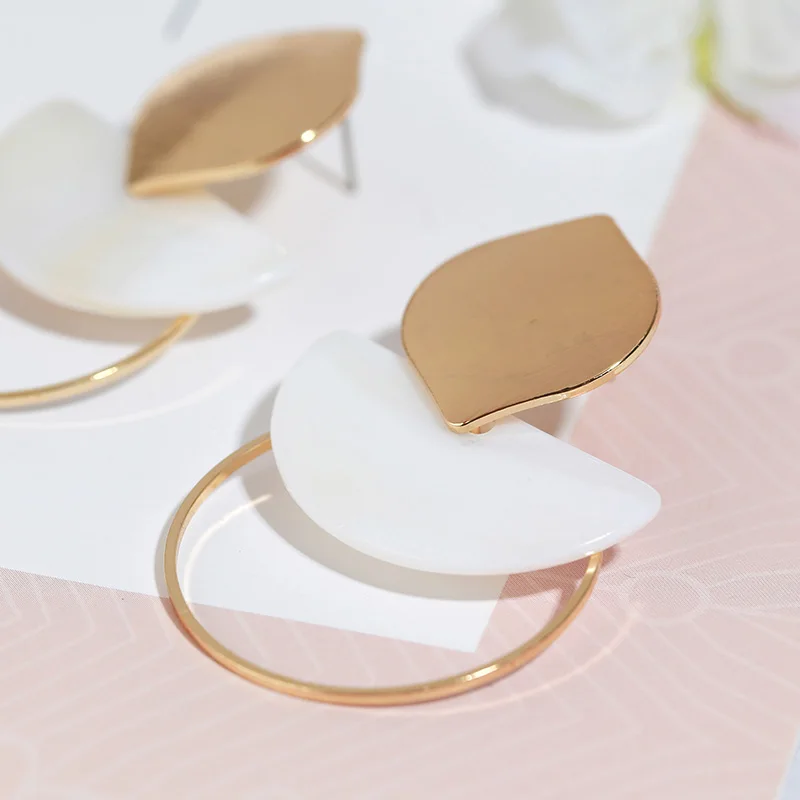 Женские Геометрические висячие серьги Boho Shell богемные с металлическими листьями