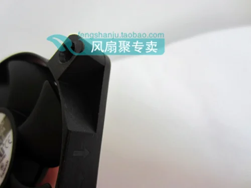 

Original AVC 6010 12V 0.15A C6010B12M 60 * 60 * 10MM 6CM three-wire dual ball bearing fan CPU