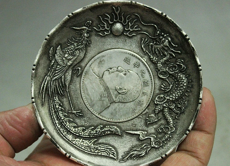 Collect Old Chinese Fengshui Miao Silver 2 Dragon Play globe Statue Dish Plate | Дом и сад