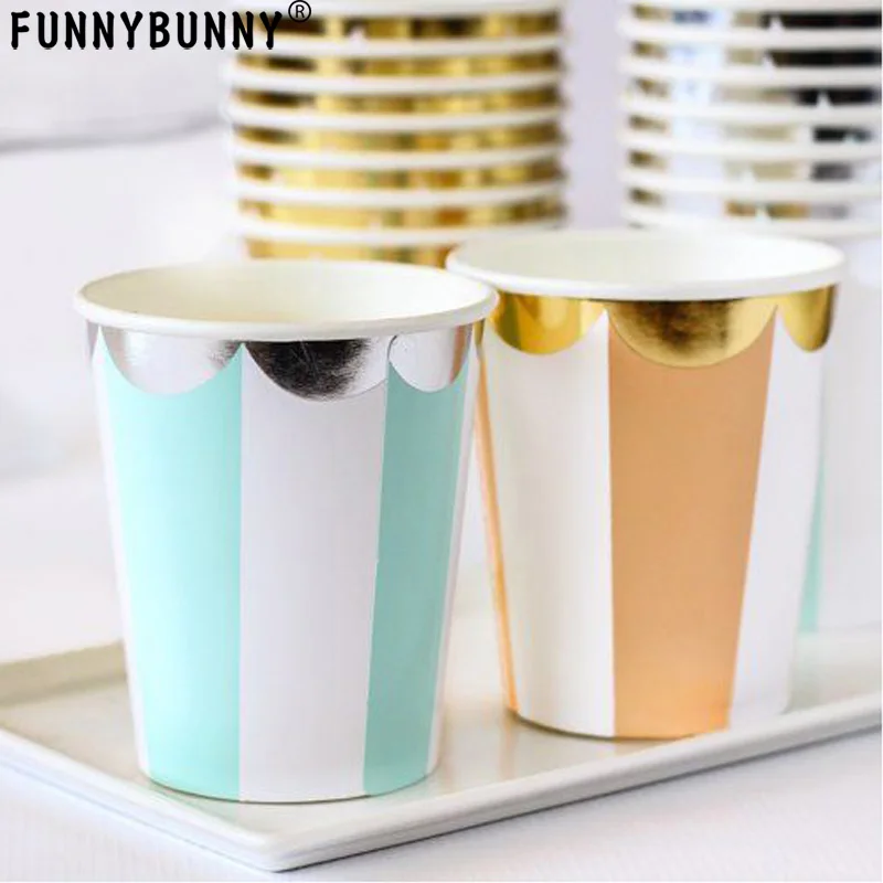 Одноразовый набор FUNNYBUNNY Party 16 обеденных тарелок и 8 бумажных салфеток для