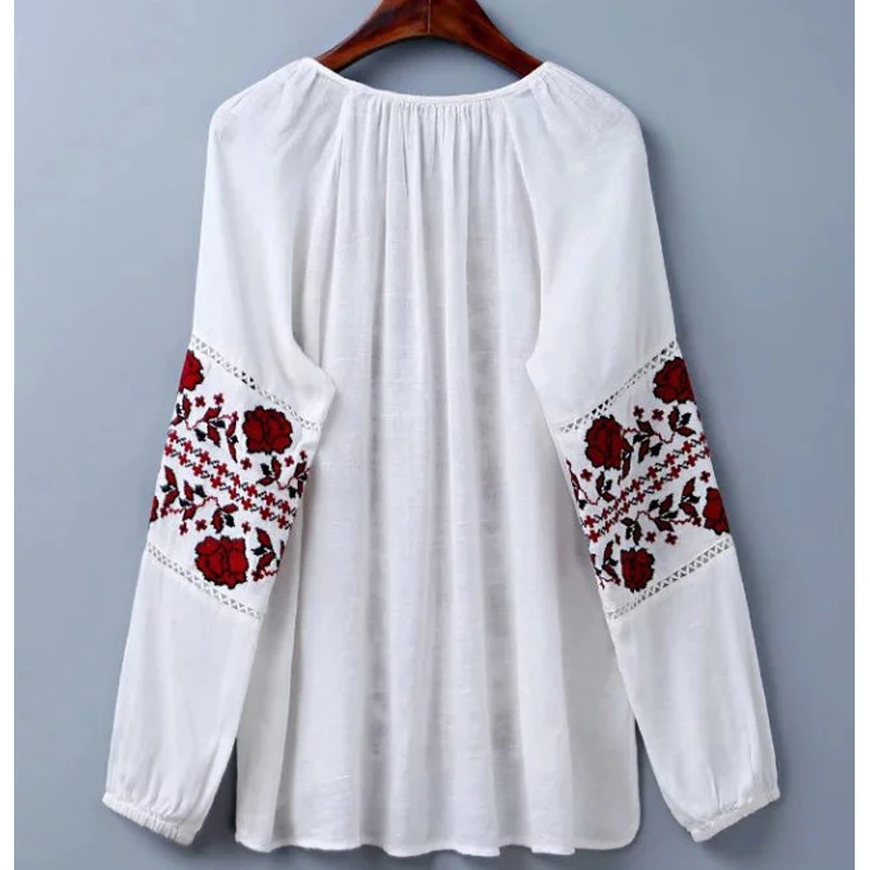 Женская блузка белая с длинным рукавом и отложным воротником | одежда