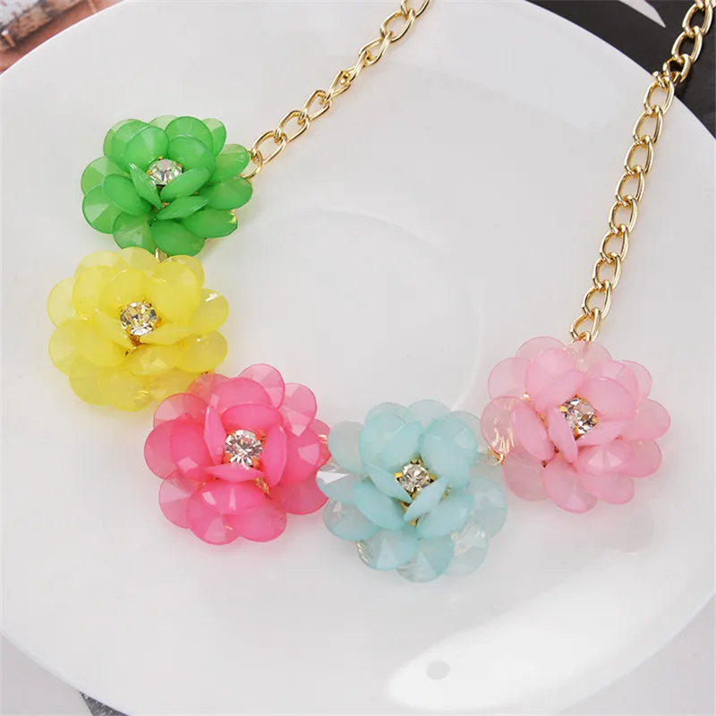 2017 Новая Мода Конфеты Цветок Choker Ожерелье Женщины Роскошные красочные акриловые