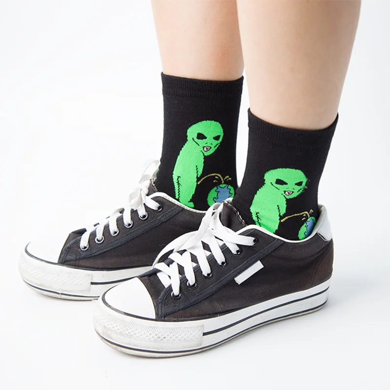 8pcs Fashion Unisex Cartoon Cat Art Funny Alien Planet Comfortable Autumn Winter Creative Warm Cotton Halloween Party Socks