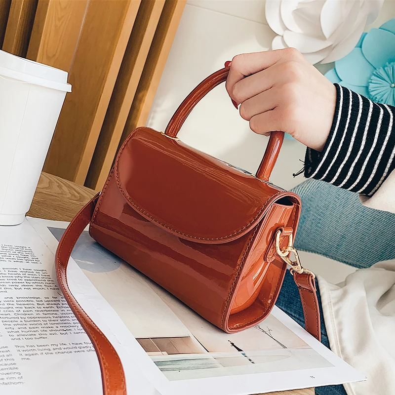 Маленькая женская сумочка 2019 Новая модная простая ручная лаковая кожа с одной