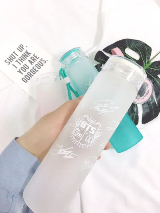 Стеклянная бутылка для воды с градиентом 350 мл летний лимонный чайник веревкой |