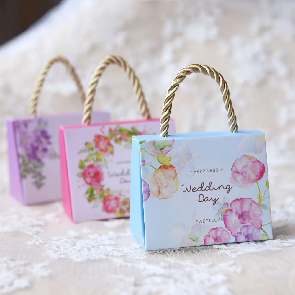 

50pcs/lot DIY Portable Happy Wedding Day Candy Box Sweet Love Portable Candy Box Small/Big Size Flower Candy Box