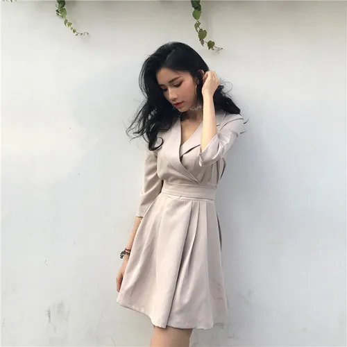 Платье женское ТРАПЕЦИЕВИДНОЕ выше колена однотонное платье рубашка с поясом в