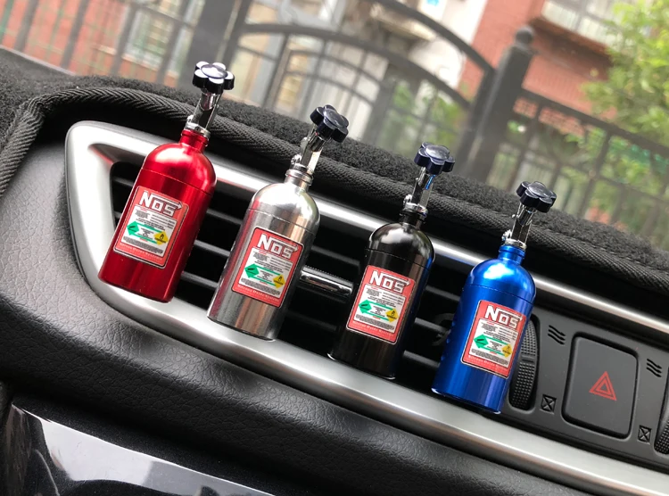 Освежитель воздуха с зажимом для вентиляционных отверстий автомобиля