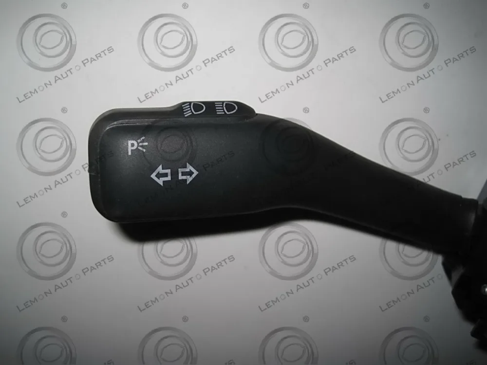 2011862 8L0953513G 8L0953513G01C 1S3780 SW4057 CBS1588 переключатель указателей поворота для VW AUDI FORD SEAT |