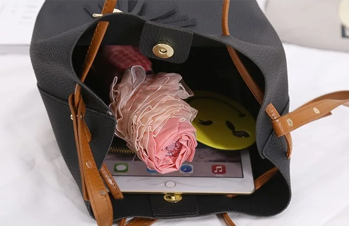 

Yuhua, 2020 new women handbags, trend Korean version shoulder bag, leisure woman messenger bag, trend bucket bag.