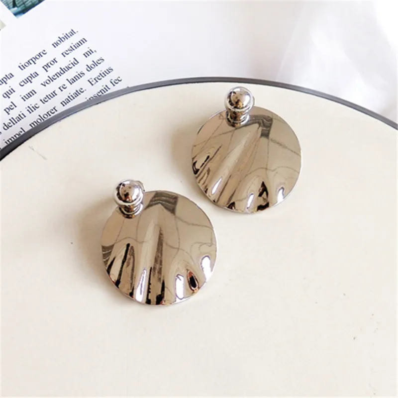

Metal geometrical irregular circular smooth earrings popular fashion stud earrings delicate earrings