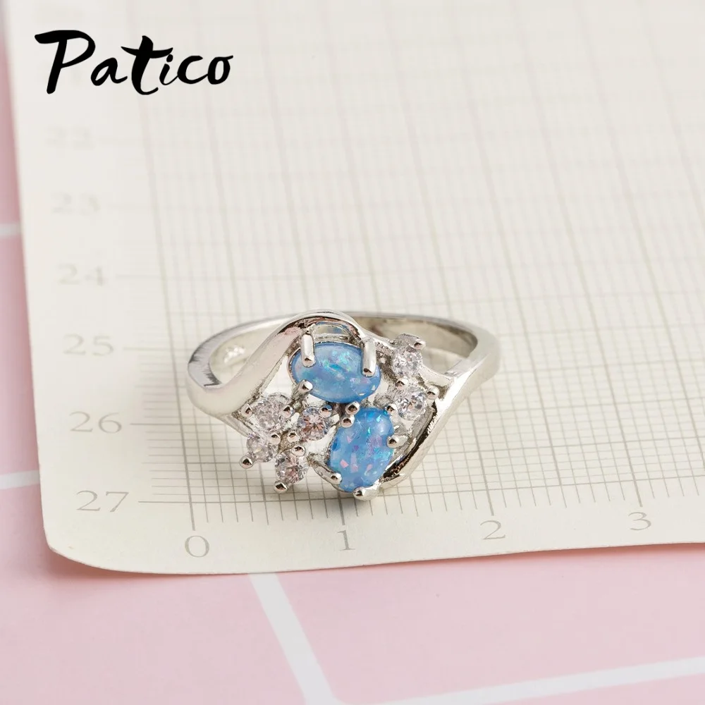 Женское кольцо из серебра 100% пробы с фианитом