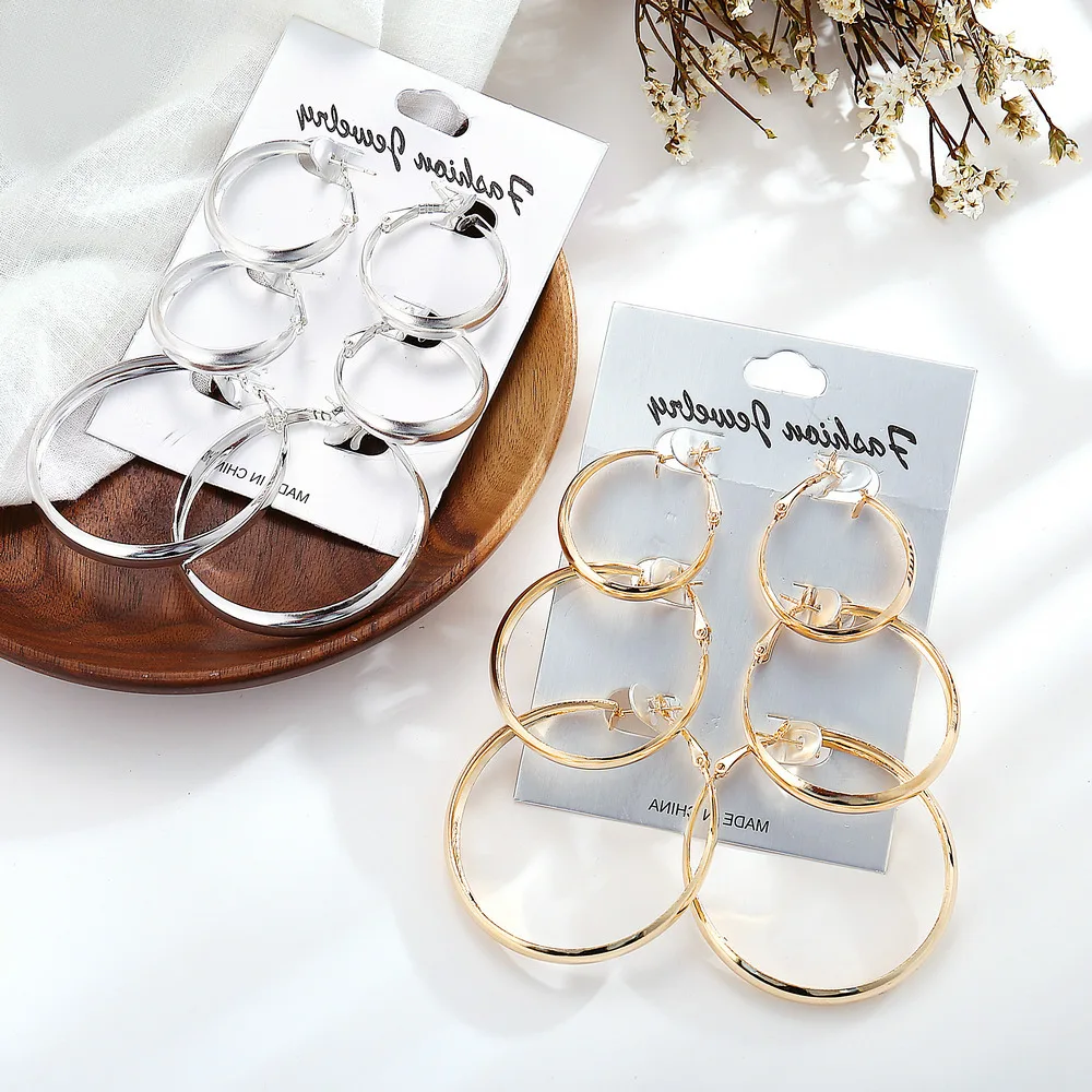 

New Punk Exaggerated Hoop Earrings for Women Personality Shiny Round Circle Statement Earrings Jewelry