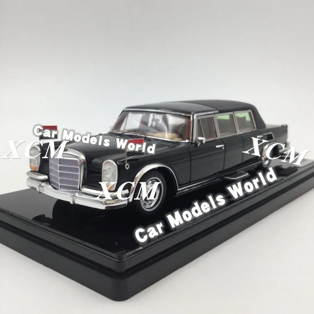 Полимерная модель автомобиля для TSM Model 600 Pullman 1:43 (черный) + маленький
