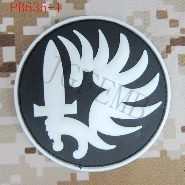 Военные тактические 3Д нашивки из ПВХ с крыльями победы Parachutist черные красные