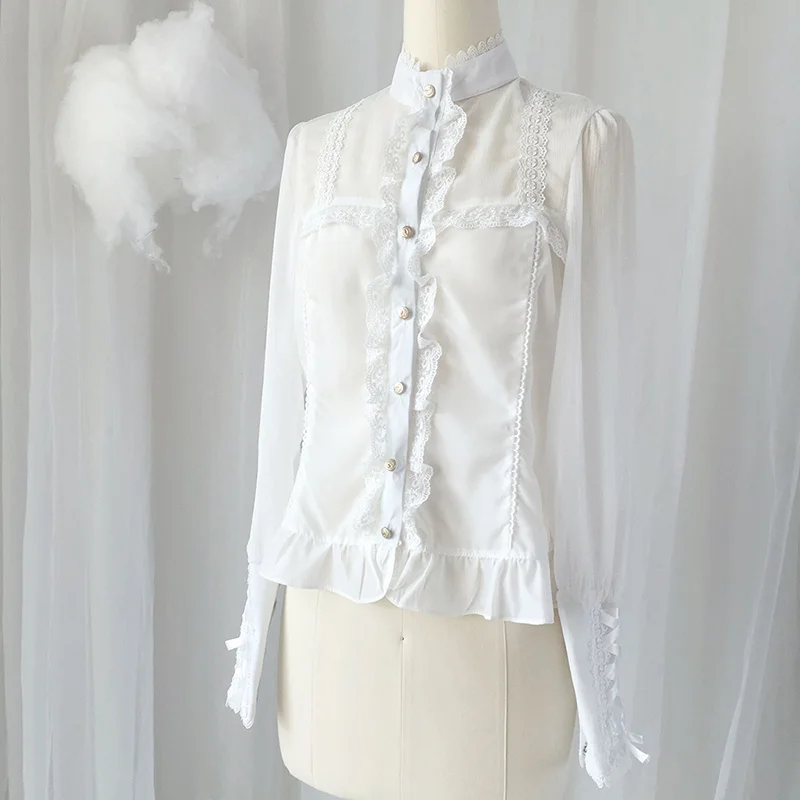 Женская блузка в готическом стиле с длинным рукавом фонариком и кружевным