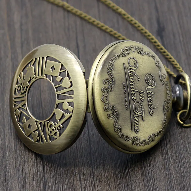 Полые кролик тыкать бронзовый ключ Ретро Алиса в стране чудес тема FOB карманные