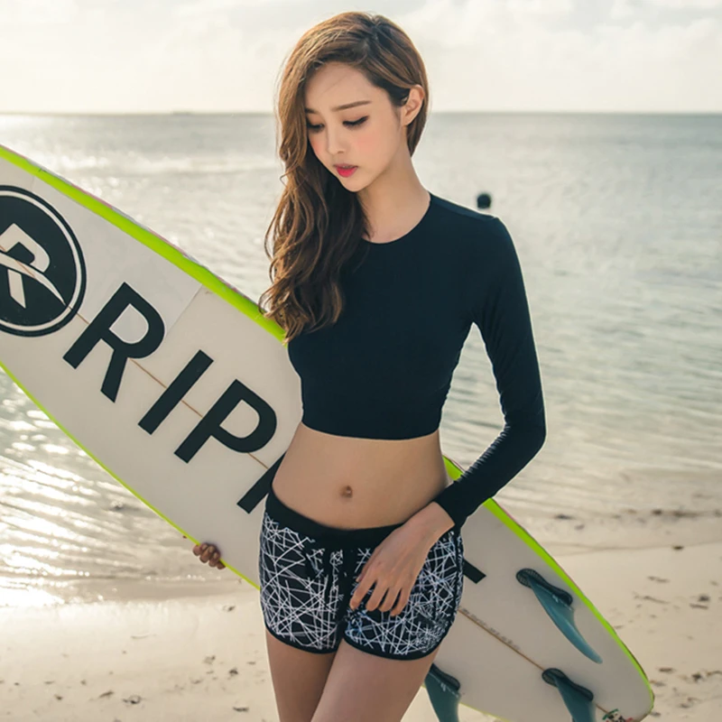 Женский купальник из двух предметов однотонные черные шорты с длинными рукавами