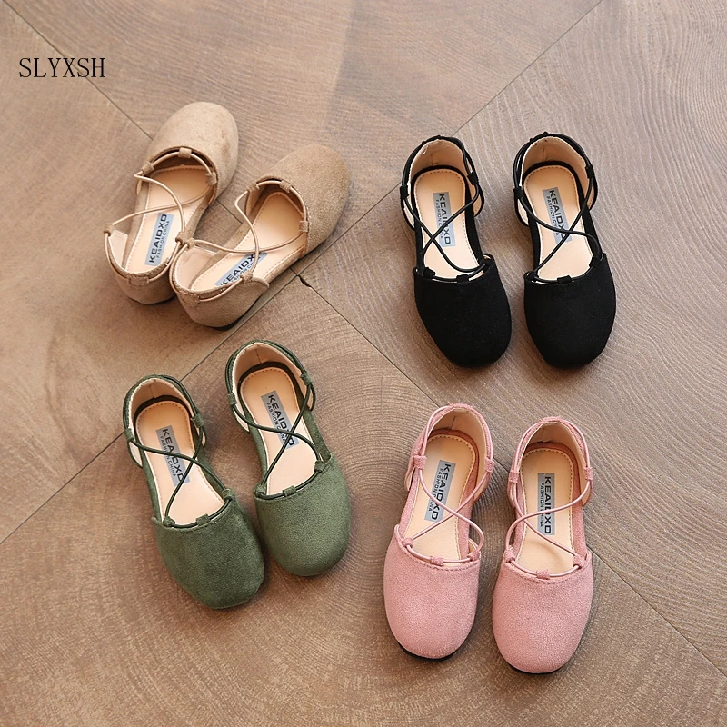 

2021 spring new children's fashion casual shoes girls leather shoes Korean ankle wrap cross kids princess student half sandals