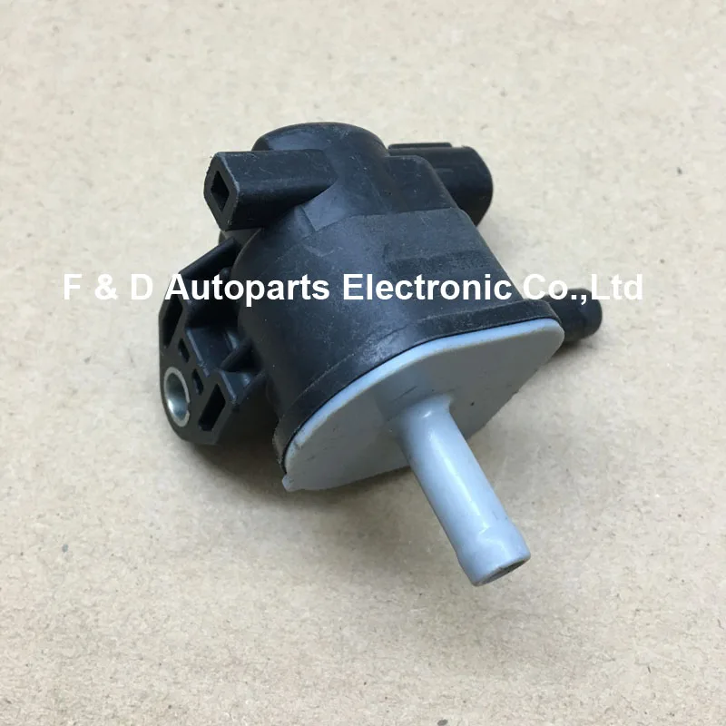 

Original Solenoid Valve Petrol Vacuum Valve 9091012280 1362007070 90910-12280 136200-7070 For TOYOTA 1NRFE URBAN CRUISER