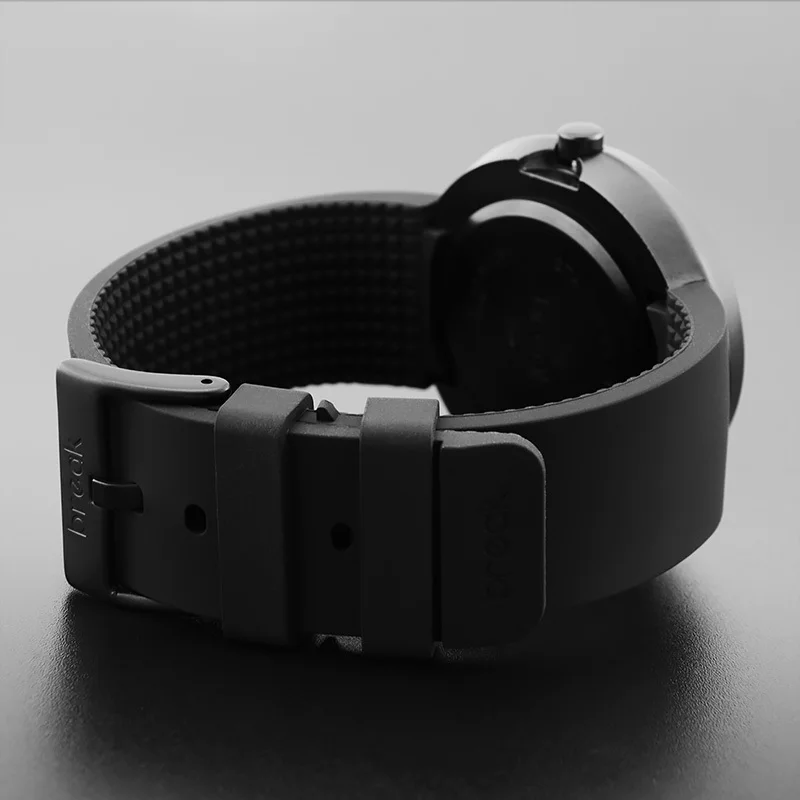 2016 Men's Gift Breack Watch Men Creative Black Fire Design Wristwatch Breathe Freely Strap Sports Casual Fashion Quartz Watches |