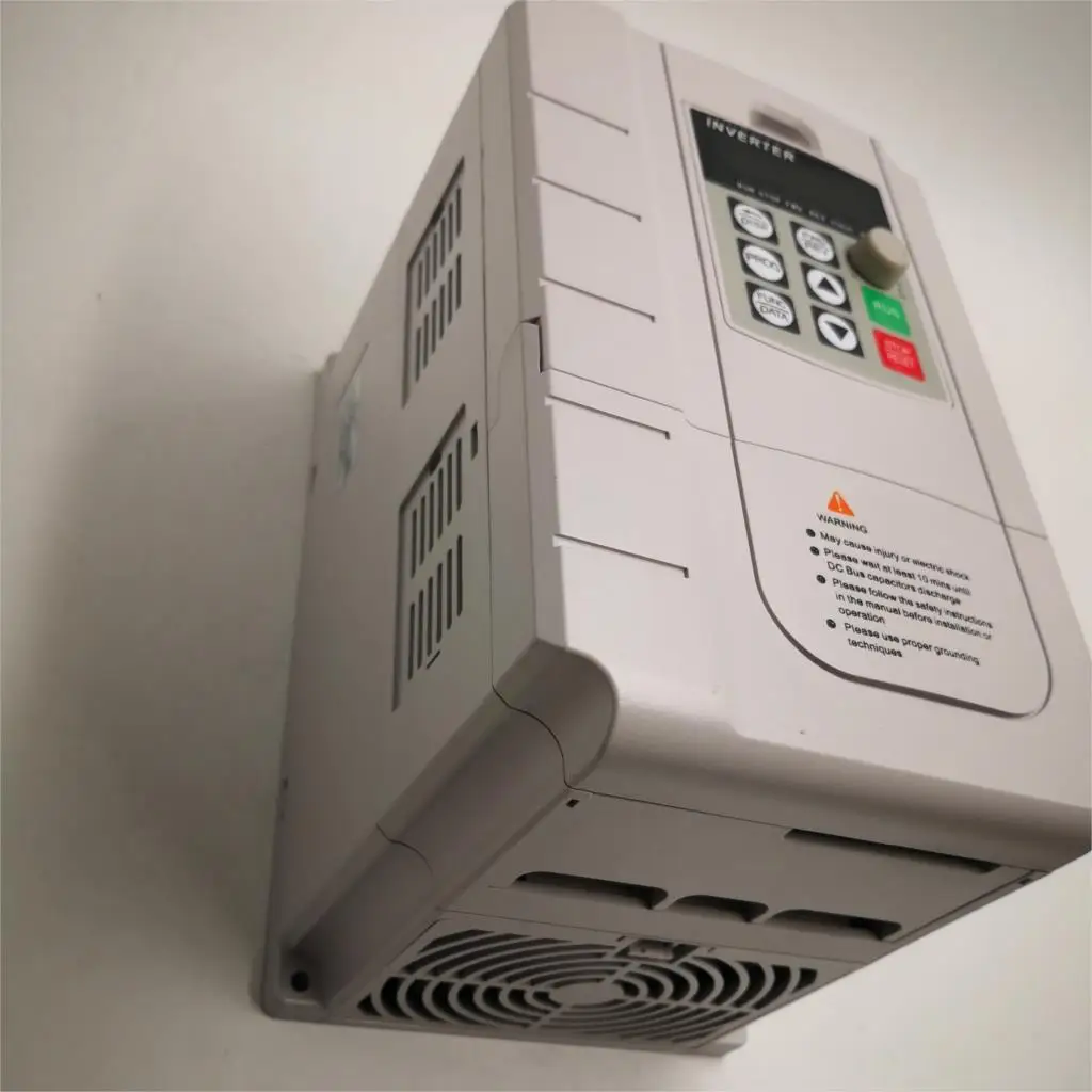 CoolClassic VFD инвертор 4 кВт 220 В в и 380 В из однофазный 220 В бытовой электрический вход и настоящий трехфазный 380 В выход