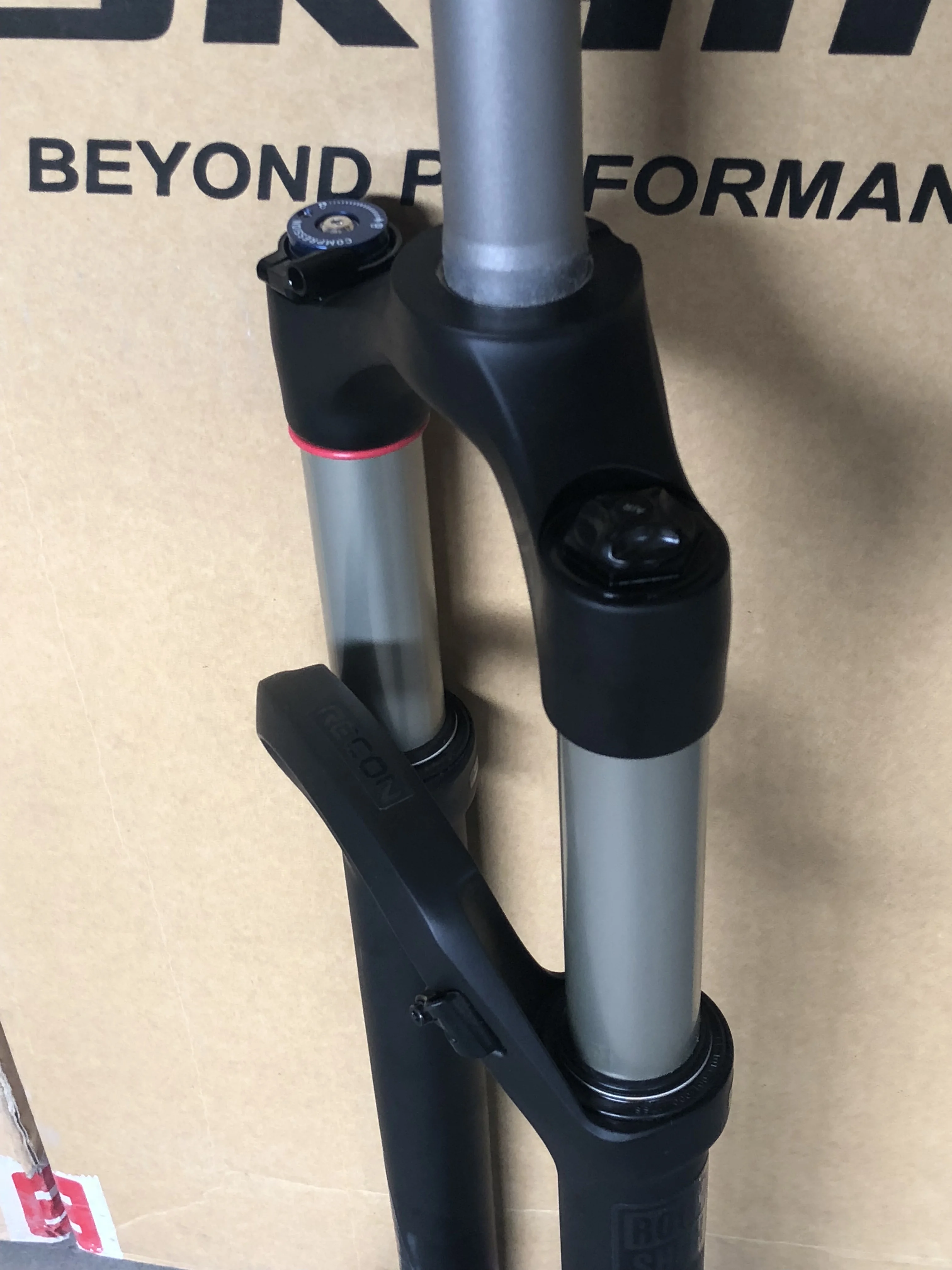 2018 SRAM ROCKSHOX RECON GOLD RL 27 5 Solo Air 9 мм QR 100 1-1/8 прямой пульт дистанционного управления