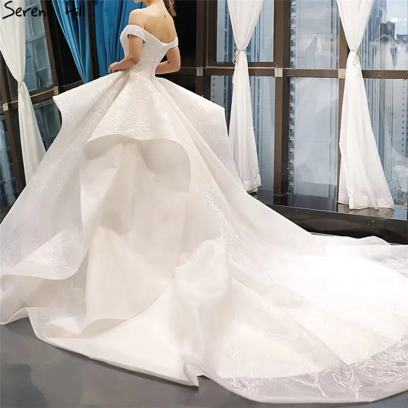 Белое винтажное свадебное платье с открытыми плечами 2021 кружевное принцессы