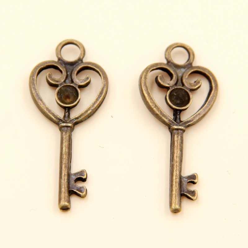 

Wholesale 32pcs Ancient Cyan Key Charms Pendants 13x31.5mm