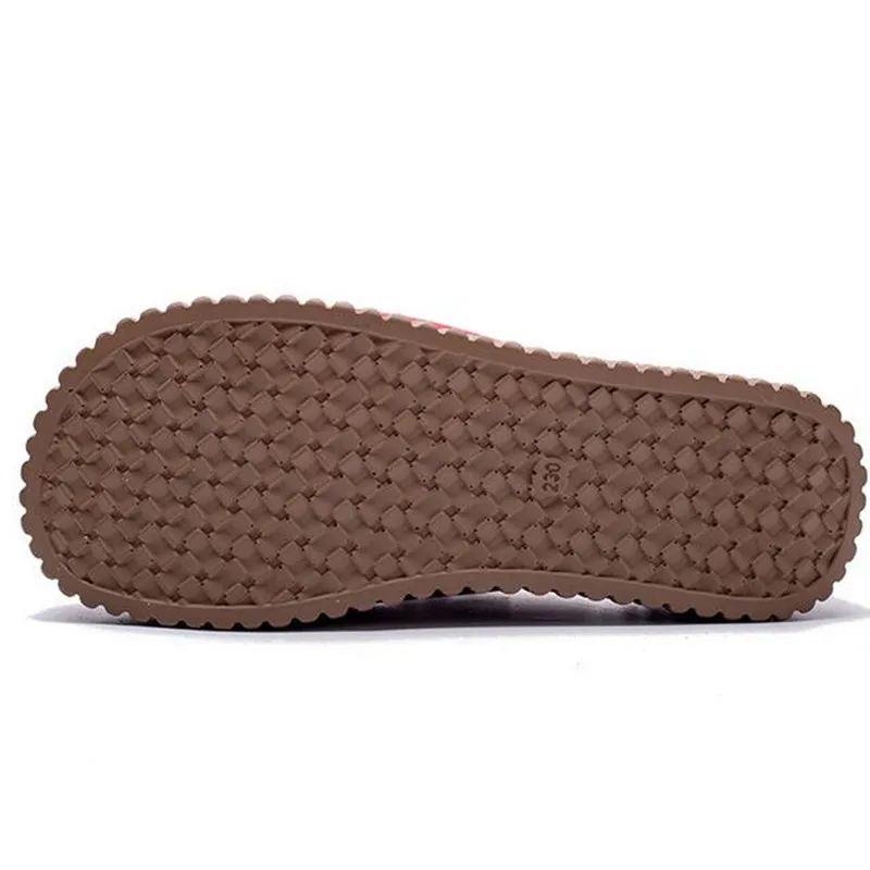 

2019 New Cowhide Flower Round Head Women Leather Sandals Platform Slippers Women Shoes Wedges Slippers Summer Fashion Sandals