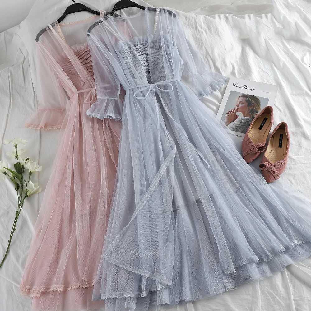 

2021 Summer Women Flare Sleeve Pleated Bandage Ruffles Chic Dress Lady Elastic Slim Mesh Gauze Pearl Bead Strap Midi Party Dress
