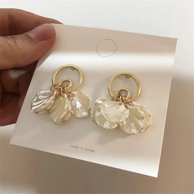 

EARS HIGH 2019 Korea Shell Tassel Gold Color Plating Metal Circle Drop Earrings For Women Fashion Brincos Jewelry Gifts